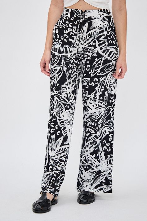 Pantalon Fantasia Negro iO 11120224003102-1