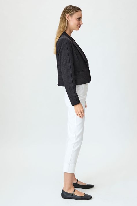 Blazer Liso Negro iO 16020125002102-3