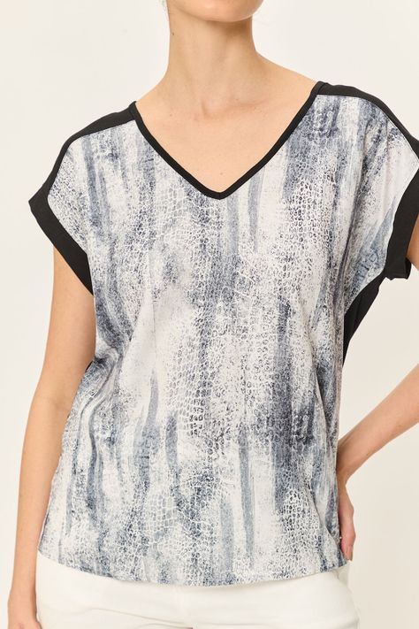 Polera Doble Tela Estampada Negro Ash 14307224003102-2