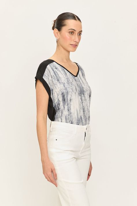 Polera Doble Tela Estampada Negro Ash 14307224003102-3