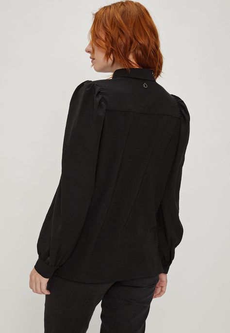 Blusa Lisa Negro iO 14020124060102-4