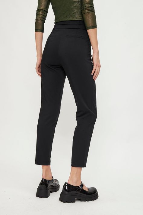 Pantalon Liso Negro iO 11020224007102-4