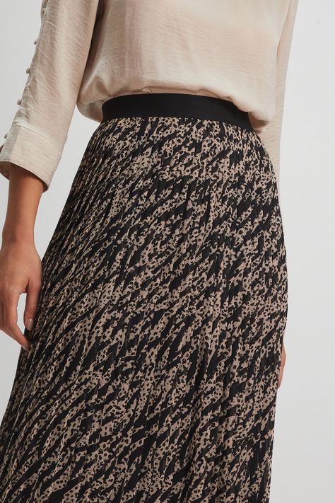 Falda Larga Fantasia Negro Ash 12407224001102-1