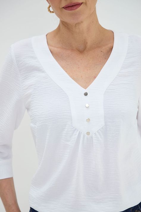Blusa Escote En V Con Botones Crudo Ma Griffe 14002125004105-1