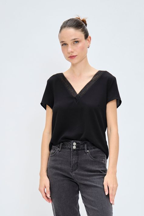 Blusa Lisa Negro iO 14020224084102-0