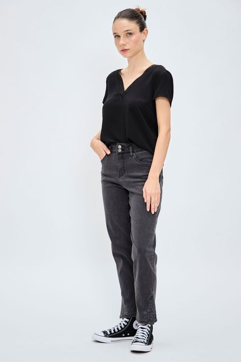 Blusa Lisa Negro iO 14020224084102-1
