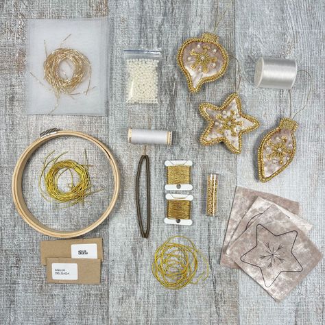 Kit Adornos Navidad terciopelo- Goldwork +clase online-5