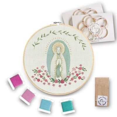 Kit de BordadoVirgen de Lourdes-0