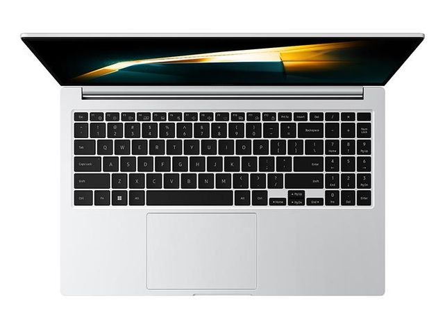 Samsung Galaxy Book 4 - i5-1335U / 8 GB / 512 GB SSD Silver-2