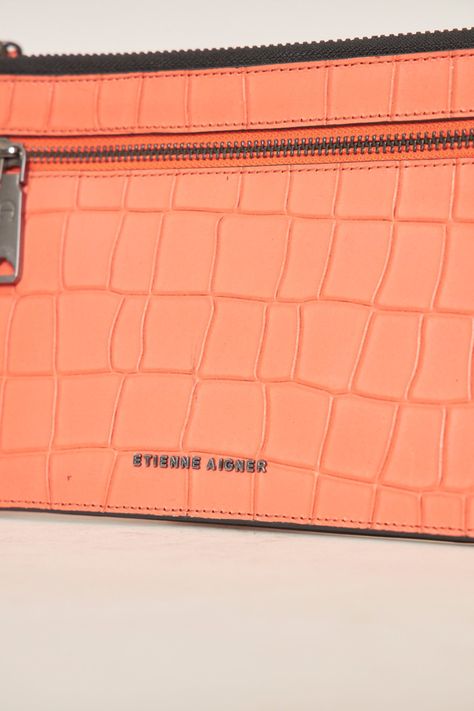 Cartera casual  coral etienne aigner talla XS-2