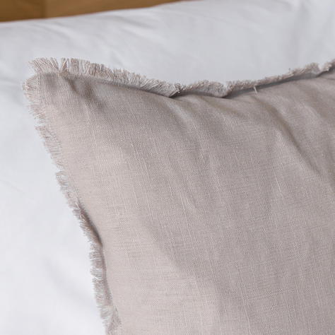 Cojin Aoma Beige-1