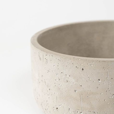 Macetero cemento PATAGUA BAJO 20x9cm -1