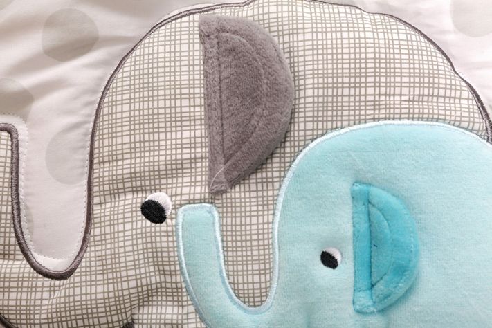 SET ROPA DE CUNA 100% ALGODON MAMÁ ELEFANTE-3