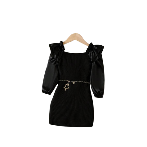Vestido Negro Elegante con Detalles de Volante-0