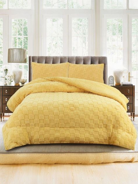Plumón de invierno texturizado diseño cuadros con chiporro King color amarillo-1