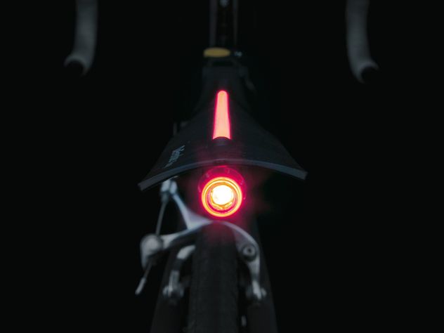 Tapabarros Topeak Trasero 700C iGlow Luz-2