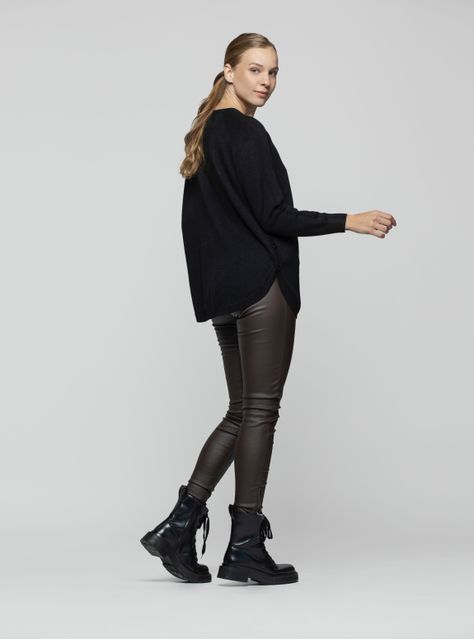 Sweater Mujer Tania  Negro Lineatre-2