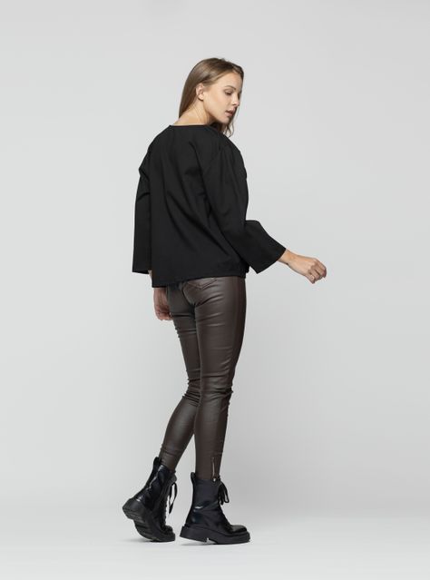 Polera Mujer Myra Negro Lineatre-0