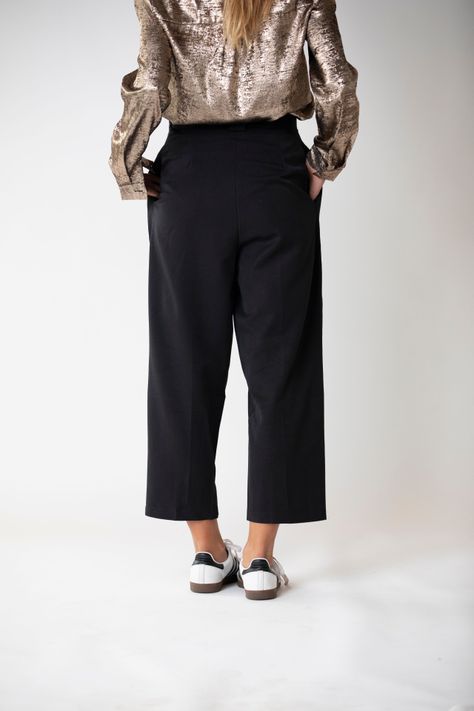 PANTALON MONTAPERTO-1
