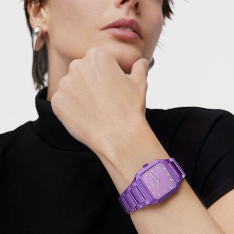 Reloj analógico con brazalete de aluminio lila Karat Squared-3