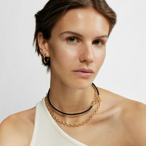 Collar elástico baño oro 18 kt sobre plata y cordón negro-5