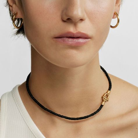 Collar elástico baño oro 18 kt sobre plata y cordón negro-6