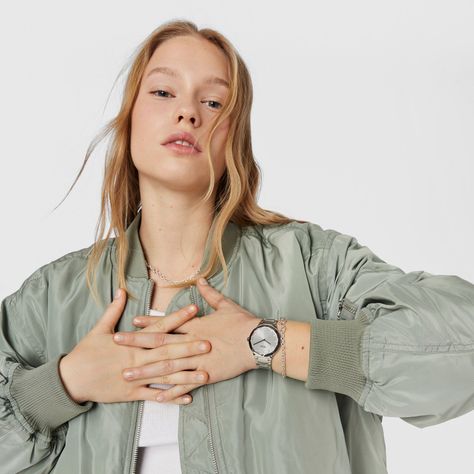 Reloj analógico con brazalete de acero Karat Round-3