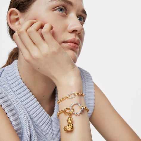 Anilla mediana con baño de oro 18 kt sobre plata Hold Oval-3