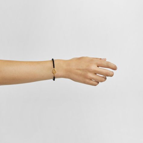Pulsera con baño de oro 18 kt sobre plata y ónix Manifesto-3