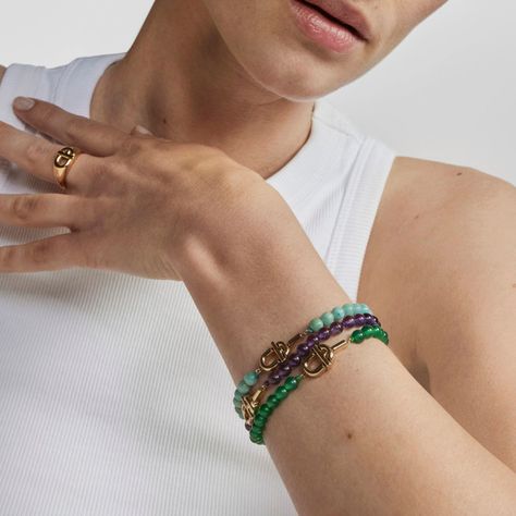 Pulsera con baño de oro sobre plata y calcedonias tratadas -4