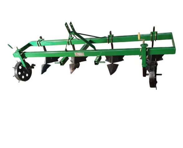 Arado Cultivador Tractor Agricola 3 dientes Giovacchino-0