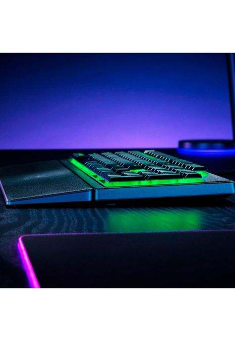 Teclado Gamer Razer Ornata V3 X Español Chroma RGB-3