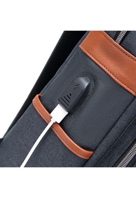 Mochila para Notebook 15.6 Puerto de carga USB Doble Cierre-3