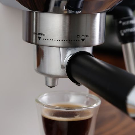 Cafetera DeLonghi Dedica Blanco EC 685 W-7