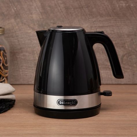 Hervidor De Longhi Active Line Negro KBLA2000.BK-1