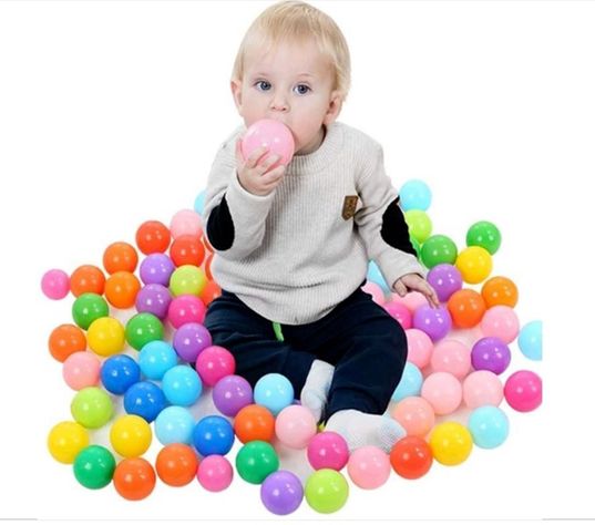 SET  DE 200 PELOTAS PLASTICAS DE COLORES PARA NIÑOS 5.5 CMS-1