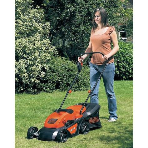 Cortadora de pasto de 1000w 12(30cm) gr3000-b2c black+decker-1