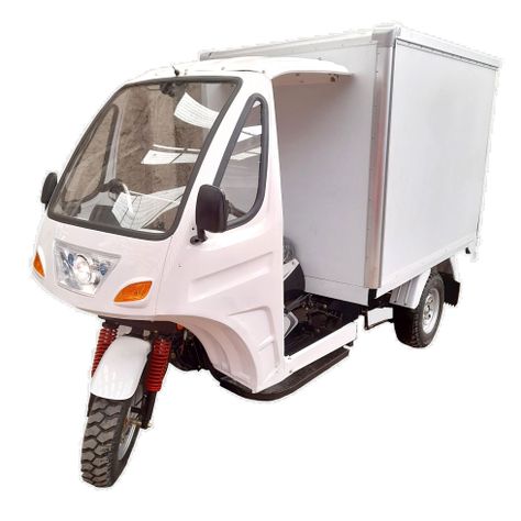 Triciclo de carga con caja cerrada y cabina-1