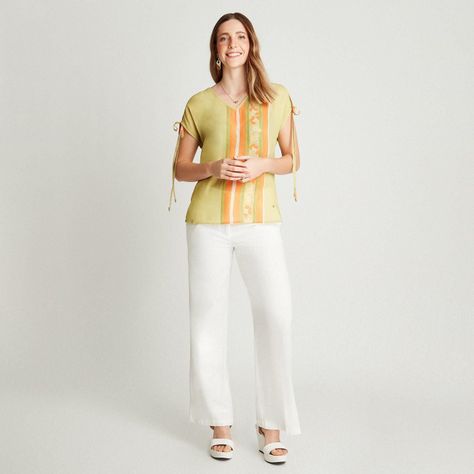 Polera Pistacho Manga Corta Mix Fabric Con Strass-3