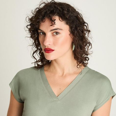 Polera Manga Corta Escote V Con Lurex Verde-2