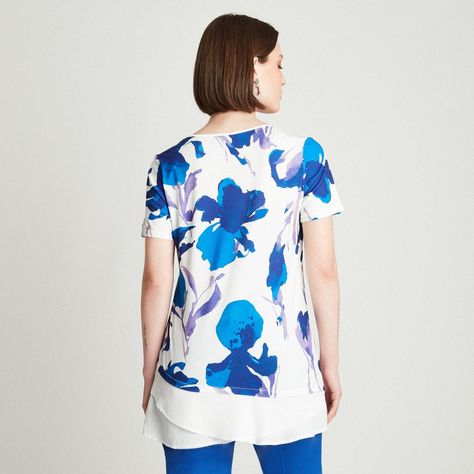 Polera Celeste Manga Corta Estampado Cuello V-1