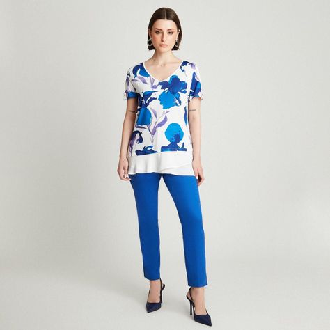 Polera Celeste Manga Corta Estampado Cuello V-3