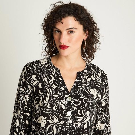 Blusa Manga Larga Cuello Mao Botones Negro-2