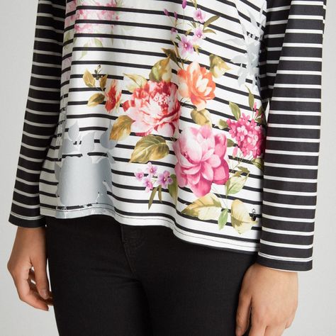 Polera Lanilla Cuello Redondo Estampada Negro-5