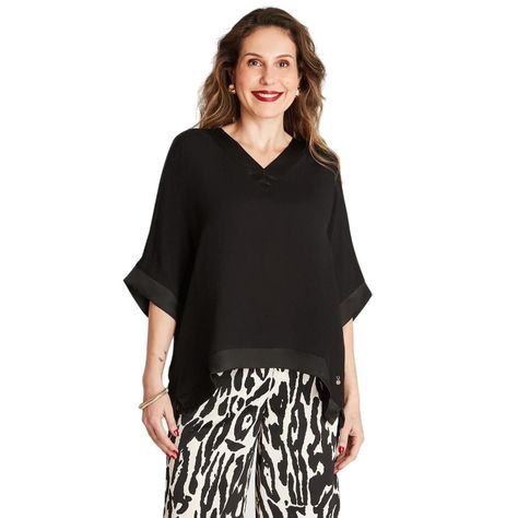 Blusa Negro Manga Codo Cuello V-0