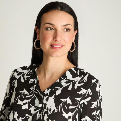Blusa Manga Larga Escote V Negro-1