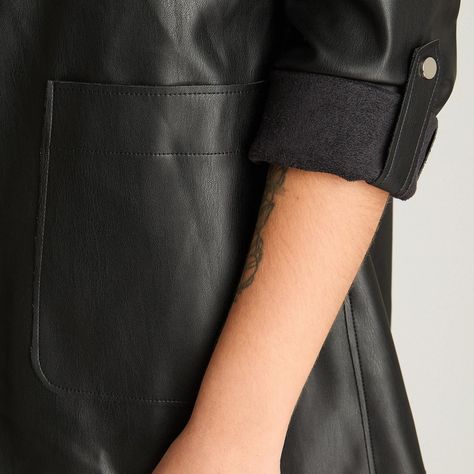 Chaqueta Tipo Tapado De Ecocuero Negro-1