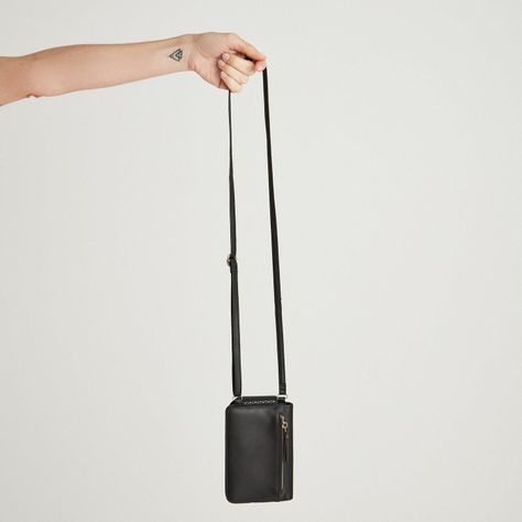 Porta Celular Eco Cuero Negro-2