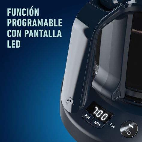 Cafetera programable Oster® 12 tazas negra con auto apagado BVSTDCP12B-2