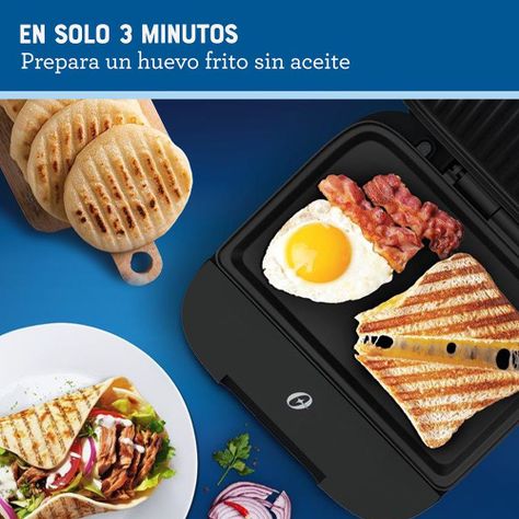 Sandwichera Oster® compacta con platos hondos CKSTSM400-1